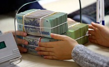 Vô tình mang nợ khi đứng tên giúp người thân vay tiền