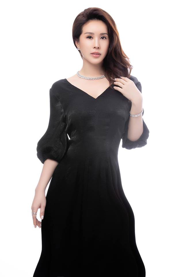 Sao Việt hôm nay (17/4): Bùi Lan Hương nhận giải Cống Hiến 2019, Thanh Hà phát hành sản phẩm âm nhạc Vẫn phải xa nhau - Ảnh 5. Sao Việt hôm nay (17/4): Bùi Lan Hương nhận giải Cống Hiến 2019, Thanh Hà phát hành sản phẩm âm nhạc Vẫn phải xa nhau - Ảnh 5.