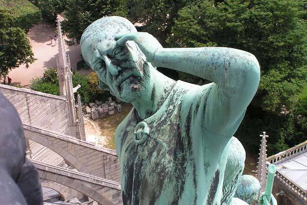 Những bí mật ít ai biết trong Nhà thờ Đức Bà Paris - Ảnh 5. Những bí mật ít ai biết trong Nhà thờ Đức Bà Paris - Ảnh 5.