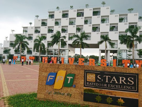 Thủ khoa Học viện Hậu cần đến từ Hoà Bình đã nhập học tại Trường ĐH FPT - Ảnh 1. Thủ khoa Học viện Hậu cần đến từ Hoà Bình đã nhập học tại Trường ĐH FPT - Ảnh 1.