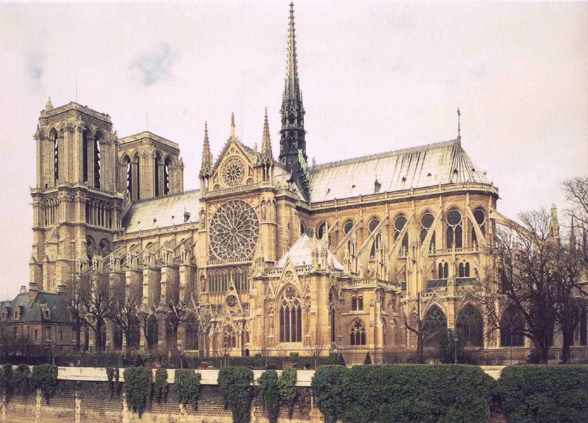 Vụ cháy Nhà thờ Đức Bà Paris: Đã tìm thấy linh vật gà trống trên tháp Mũi Tên - Ảnh 1. Vụ cháy Nhà thờ Đức Bà Paris: Đã tìm thấy linh vật gà trống trên tháp Mũi Tên - Ảnh 1.