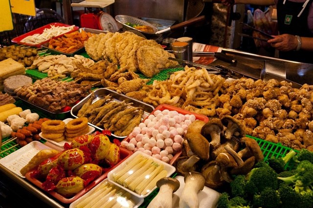 Cuối tuần không biết đi đâu, đến ngay lễ hội ánh sáng lớn nhất TP HCM tại quận 7  - Ảnh 7.