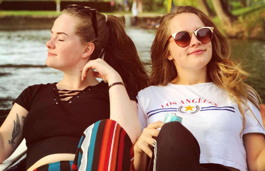 Sẽ ra sao nếu như bạn có anh chị em là LGBT? - Ảnh 6. Sẽ ra sao nếu như bạn có anh chị em là LGBT? - Ảnh 6.