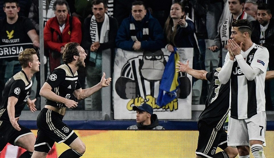 Xác định 2 cặp bán kết Champions League - Ảnh 2. Xác định 2 cặp bán kết Champions League - Ảnh 2.