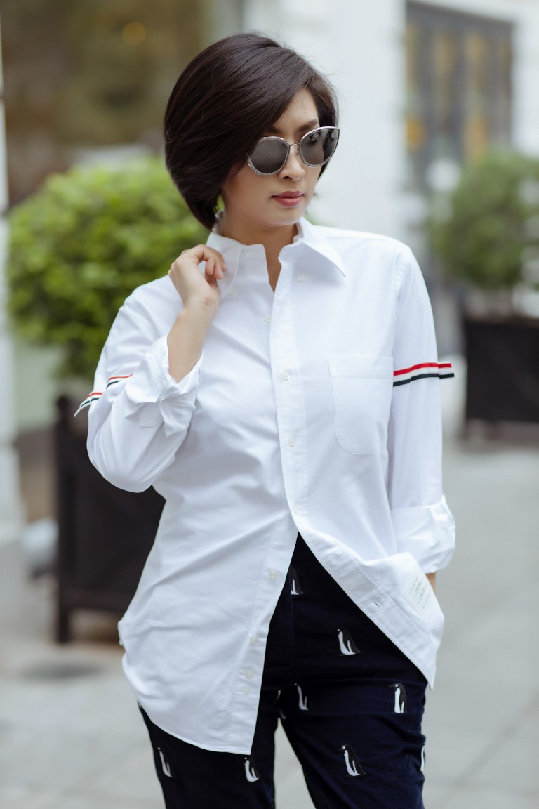 Ca sĩ hải ngoại Nguyễn Hồng Nhung về Việt Nam ra mắt album sau 14 năm xa xứ - Ảnh 6. Ca sĩ hải ngoại Nguyễn Hồng Nhung về Việt Nam ra mắt album sau 14 năm xa xứ - Ảnh 6.