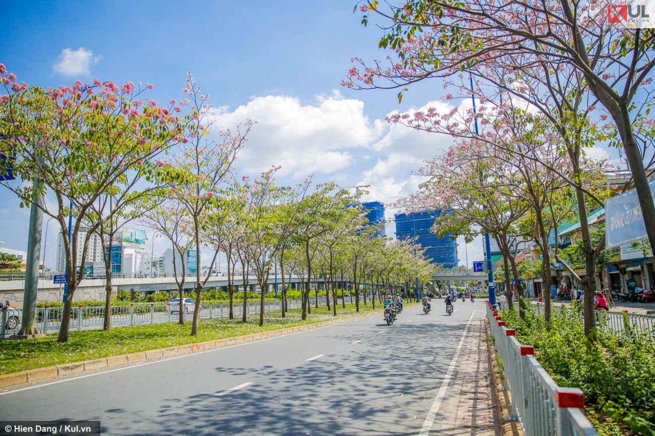 Dự báo thời tiết ngày mai 20/4: Nắng nóng tiếp tục tăng nhiệt, nhiệt độ Hà Nội cao nhất 38 độ C - Ảnh 3. Dự báo thời tiết ngày mai 20/4: Nắng nóng tiếp tục tăng nhiệt, nhiệt độ Hà Nội cao nhất 38 độ C - Ảnh 3.