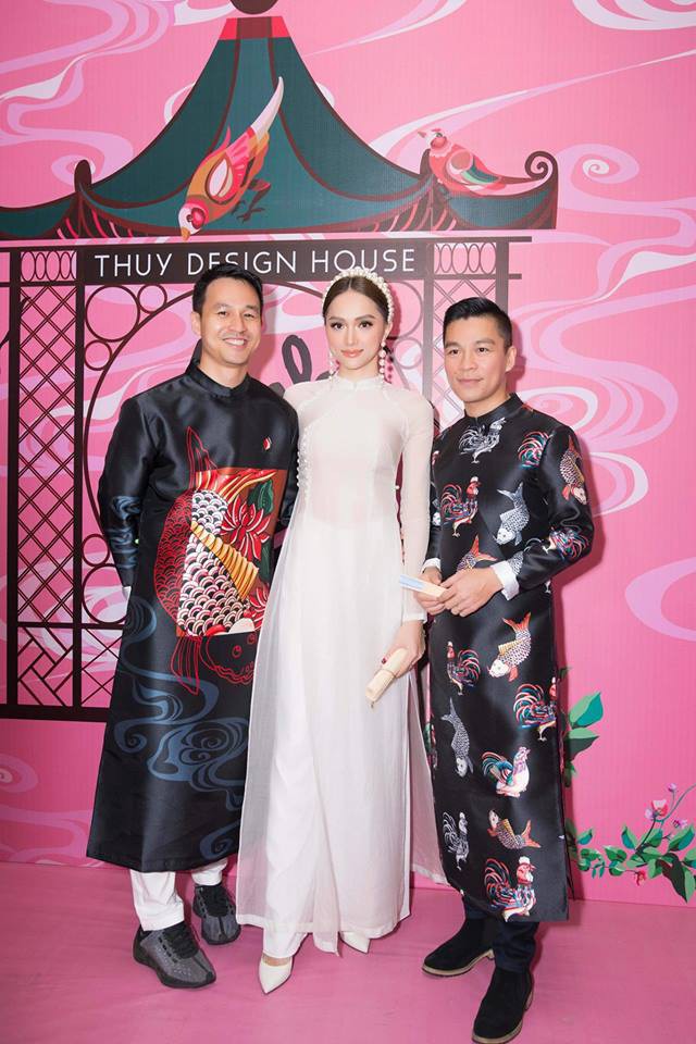 Sao Việt hôm nay (19/4): Thanh Hằng, Chi Pu lần đầu kết hợp trong dự án điện ảnh, Hoàng Thùy bức xúc lên tiếng vụ bé gái bị nựng trong thang máy - Ảnh 4. Sao Việt hôm nay (19/4): Thanh Hằng, Chi Pu lần đầu kết hợp trong dự án điện ảnh, Hoàng Thùy bức xúc lên tiếng vụ bé gái bị nựng trong thang máy - Ảnh 4.