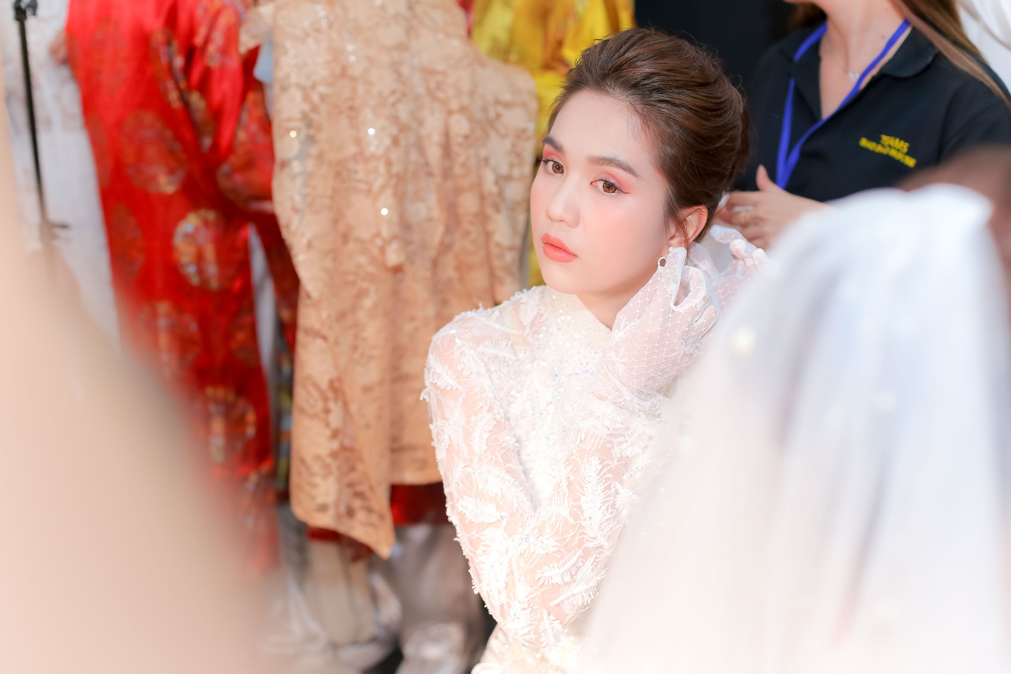 Chuyện hậu trường chưa kể đằng sau sự hào nhoáng của Tuần lễ thời trang Việt Nam 2019 - Ảnh 5. Chuyện hậu trường chưa kể đằng sau sự hào nhoáng của Tuần lễ thời trang Việt Nam 2019 - Ảnh 5.