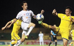 Kết quả bóng đá Đà Nẵng vs SLNA: Phòng ngự lỏng lẻo, chủ nhà 'biếu' 3 điểm cho khách