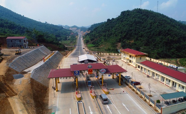 Công ty BOT QL6 Hòa Lạc - Hòa Bình không được tự ý đóng cửa đường - Ảnh 1.