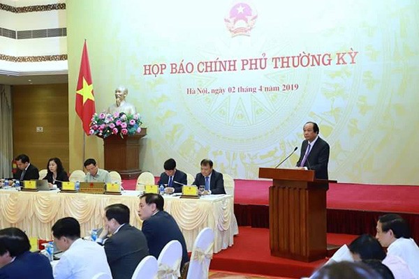 Thứ trưởng Bộ GD&ĐT: Thí sinh gian lận điểm thi THPT quốc gia chắc chắn không được học đại học nữa - Ảnh 1.