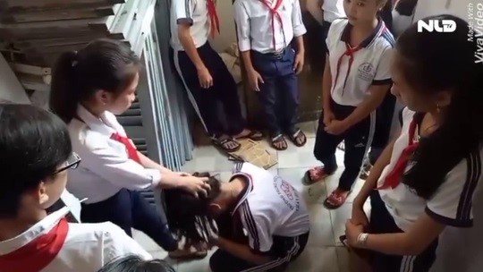 Làm gì để bảo vệ trẻ khỏi bạo lực học đường và xâm hại nơi công cộng? - Ảnh 1. Làm gì để bảo vệ trẻ khỏi bạo lực học đường và xâm hại nơi công cộng? - Ảnh 1.
