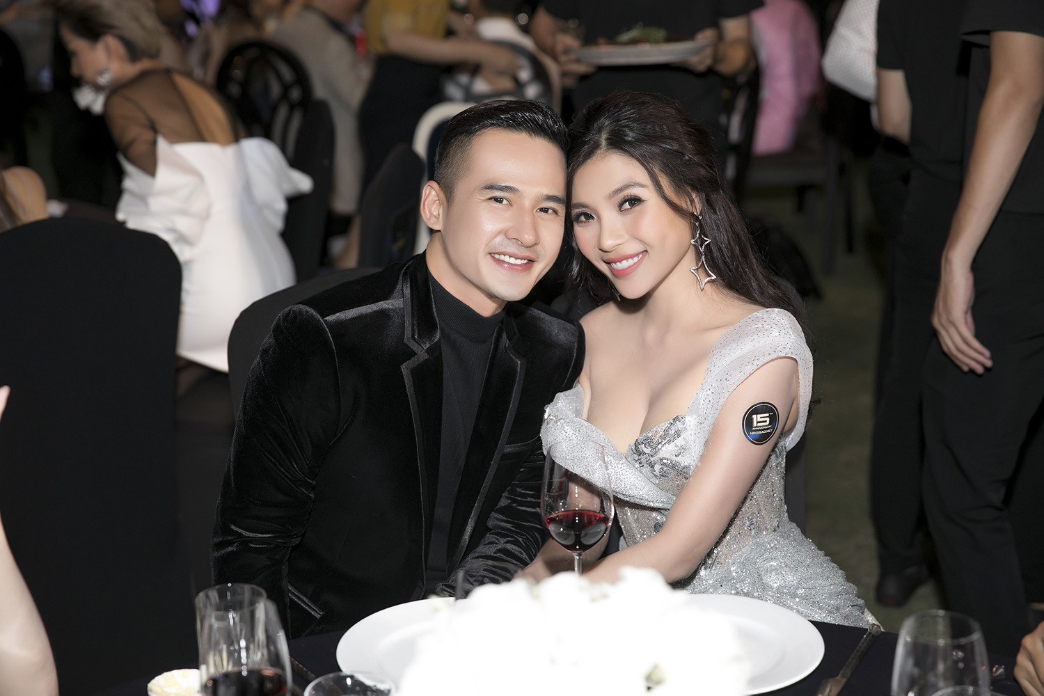 Trốn con đi chơi nhưng vợ chồng Lương Thế Thành - Thuý Diễm vẫn phải tuân thủ nguyên tắc vàng - Ảnh 3. Trốn con đi chơi nhưng vợ chồng Lương Thế Thành - Thuý Diễm vẫn phải tuân thủ nguyên tắc vàng - Ảnh 3.