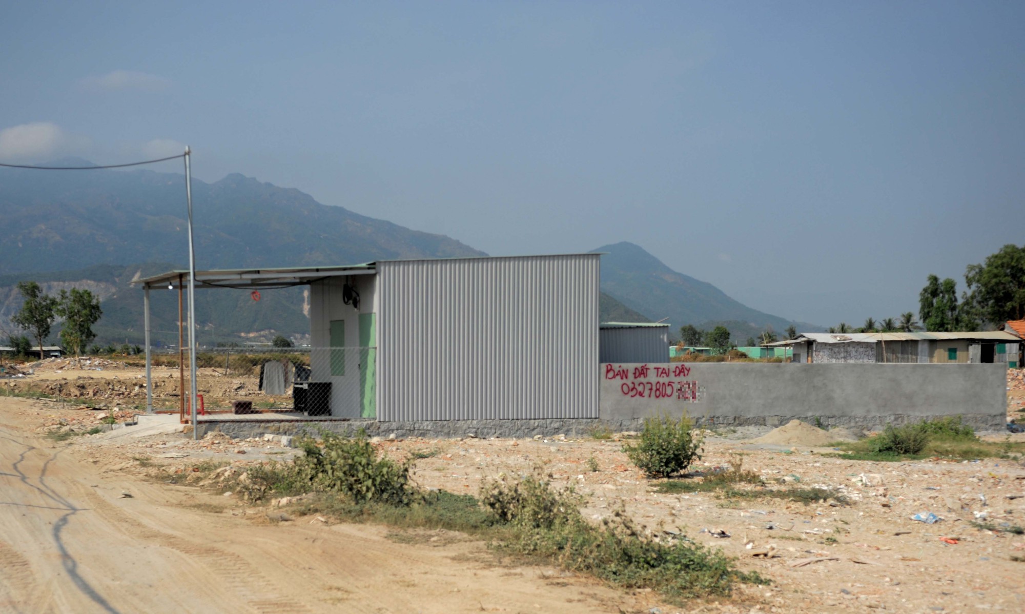 Nha Trang: Cận cảnh khu nhà xây dựng siêu nhanh trong vài ngày - Ảnh 4. Nha Trang: Cận cảnh khu nhà xây dựng siêu nhanh trong vài ngày - Ảnh 4.