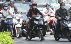 Nắng nóng gay gắt tới 42 độ C, cảnh báo đột quỵ do sốc nhiệt