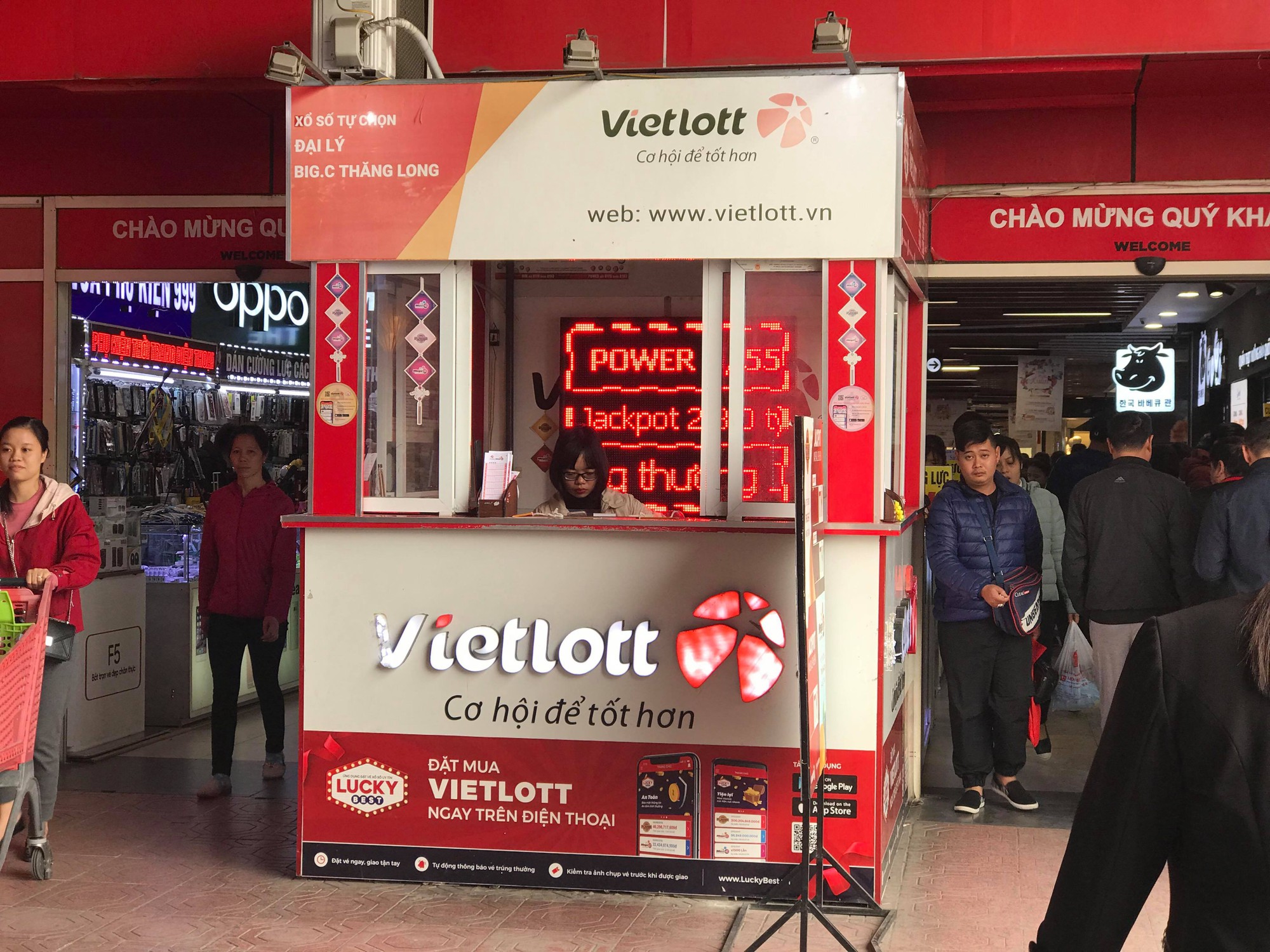 Kết quả xổ số (KQXS) Vietlott Mega 6/45 ngày 21/4/2019: 16 người trúng giải nhất - Ảnh 1. Kết quả xổ số (KQXS) Vietlott Mega 6/45 ngày 21/4/2019: 16 người trúng giải nhất - Ảnh 1.