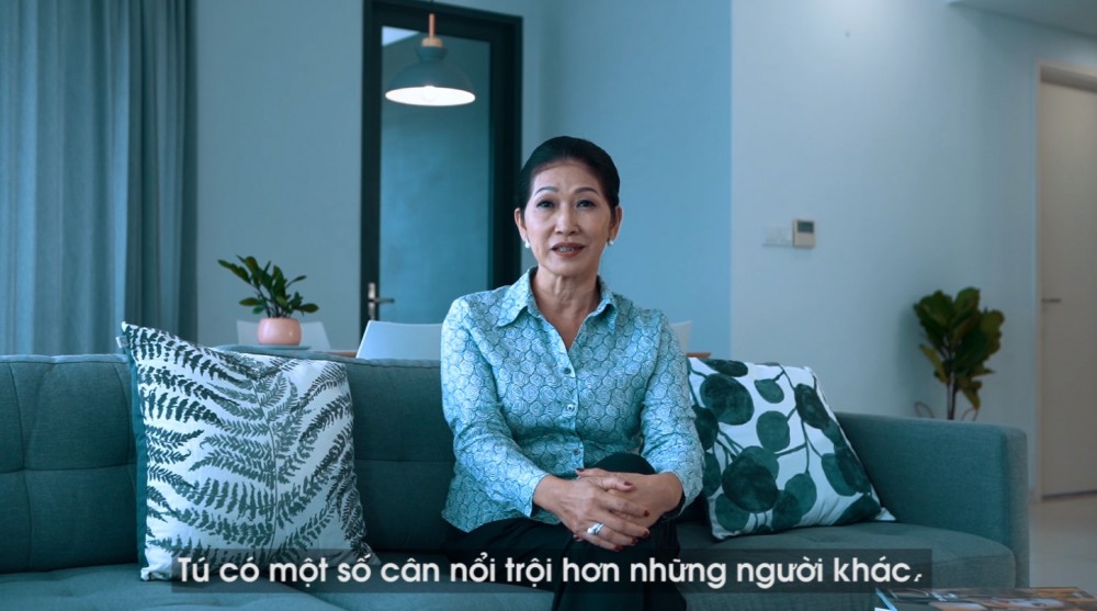 Minh Tú từng muốn cưa chân vì cao nhất trường, bị bạn bè trêu chọc - Ảnh 2. Minh Tú từng muốn cưa chân vì cao nhất trường, bị bạn bè trêu chọc - Ảnh 2.