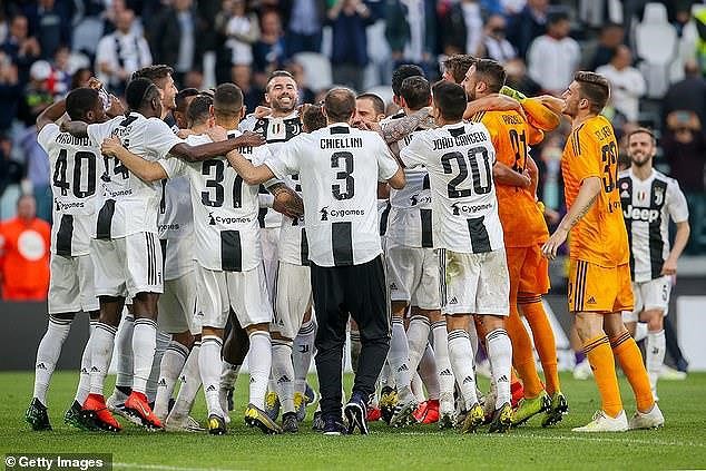 Juventus vô địch Serie A lần thứ 8 liên tiếp - Ảnh 5. Juventus vô địch Serie A lần thứ 8 liên tiếp - Ảnh 5.