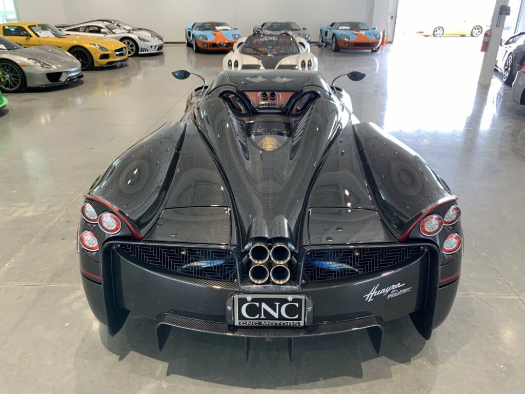 Siêu xe mui trần Pagani Huayra cũ được rao giá 84 tỉ đồng - Ảnh 6.