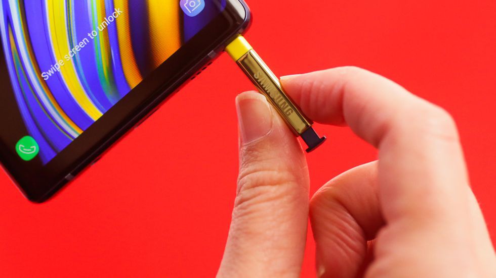 Galaxy Note 10 sẽ là chiếc Galaxy Note đặc biệt nhất từ trước tới nay của Samsung - Ảnh 3. Galaxy Note 10 sẽ là chiếc Galaxy Note đặc biệt nhất từ trước tới nay của Samsung - Ảnh 3.