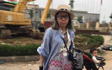 Hot girl Bella 'tái xuất', để con trai đầu trần, ‘phơi nắng’ trên đường quốc lộ
