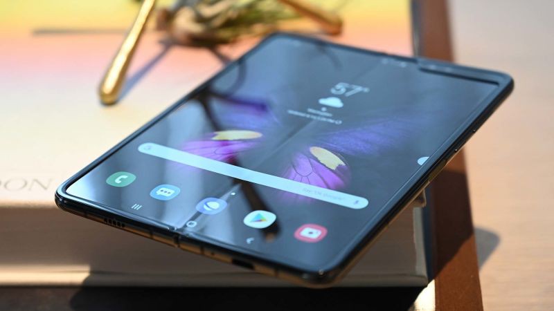 Samsung Galaxy Fold đột ngột bị hủy sự kiện ra mắt tại Trung Quốc - Ảnh 1. Samsung Galaxy Fold đột ngột bị hủy sự kiện ra mắt tại Trung Quốc - Ảnh 1.