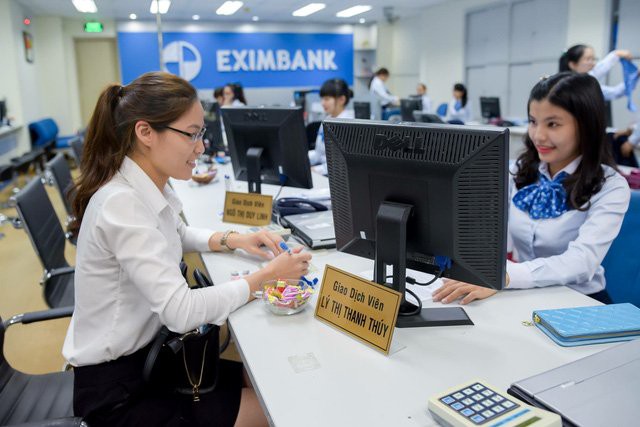 Trả dư 80 tỉ chưa thu hồi được, Eximbank dự chi tiếp 30 tỉ cho ban lãnh đạo trong năm 2019 - Ảnh 2. Trả dư 80 tỉ chưa thu hồi được, Eximbank dự chi tiếp 30 tỉ cho ban lãnh đạo trong năm 2019 - Ảnh 2.
