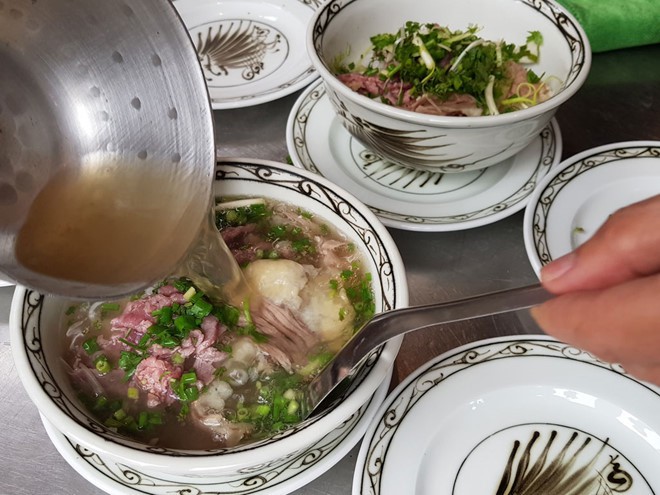 Phở sẽ là di sản văn hóa phi vật thể? - Ảnh 2. Phở sẽ là di sản văn hóa phi vật thể? - Ảnh 2.