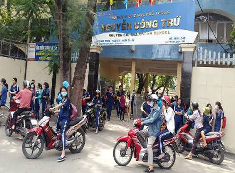 Sở GD&ĐT TP HCM lên tiếng vụ nâng điểm ở Trường THPT Nguyễn Công Trứ - Ảnh 1. Sở GD&ĐT TP HCM lên tiếng vụ nâng điểm ở Trường THPT Nguyễn Công Trứ - Ảnh 1.