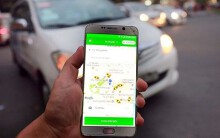 Grab lên tiếng khi Bộ GTVT 'tuýt còi' taxi tỉnh cài Grab chạy ở Hà Nội
