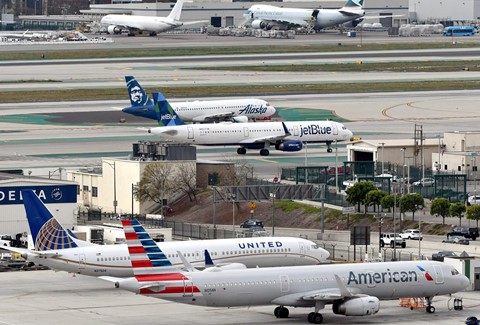 Hình ảnh Boeing 737 Max chất đống trong các kho bãi - Ảnh 3.