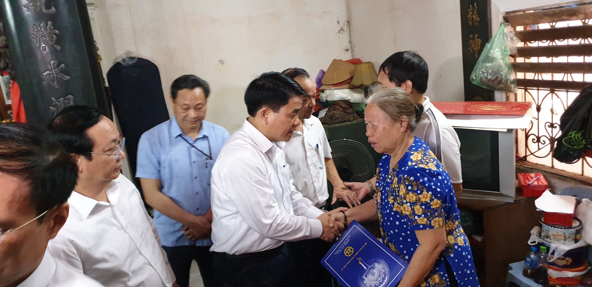 Chủ tịch Hà Nội: Khởi tố vụ án, xử nghiêm tài xế tông chết nữ lao công - Ảnh 1.