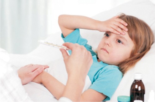 Trời nắng nóng kéo dài, mẹ cần chú ý các bệnh mùa hè nguy hiểm để phòng bệnh cho con - Ảnh 4. Trời nắng nóng kéo dài, mẹ cần chú ý các bệnh mùa hè nguy hiểm để phòng bệnh cho con - Ảnh 4.