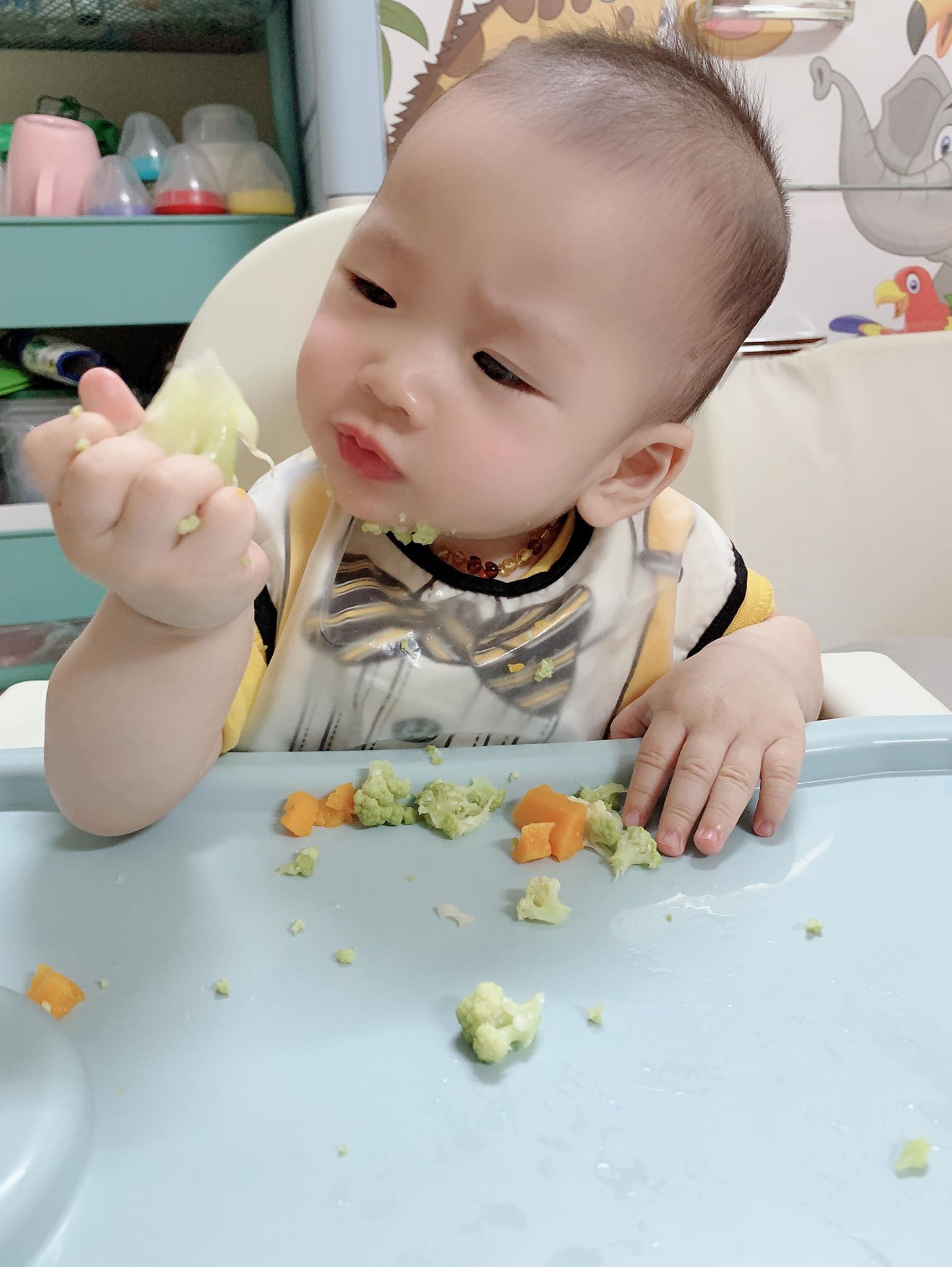 Để hành trình ăn dặm BLW của con không còn là cuộc chiến với mẹ - Ảnh 6. Để hành trình ăn dặm BLW của con không còn là cuộc chiến với mẹ - Ảnh 6.