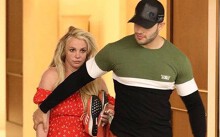 Fan Britney Spears yêu cầu gia đình 'thả tự do' cho 'công chúa nhạc Pop' sau 11 năm quản thúc