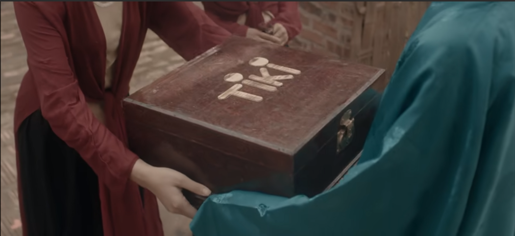 Dân mạng thi nhau chỉ ra những điểm vô lí trong MV Anh ơi ở lại của Chi Pu - Ảnh 3. Dân mạng thi nhau chỉ ra những điểm vô lí trong MV Anh ơi ở lại của Chi Pu - Ảnh 3.