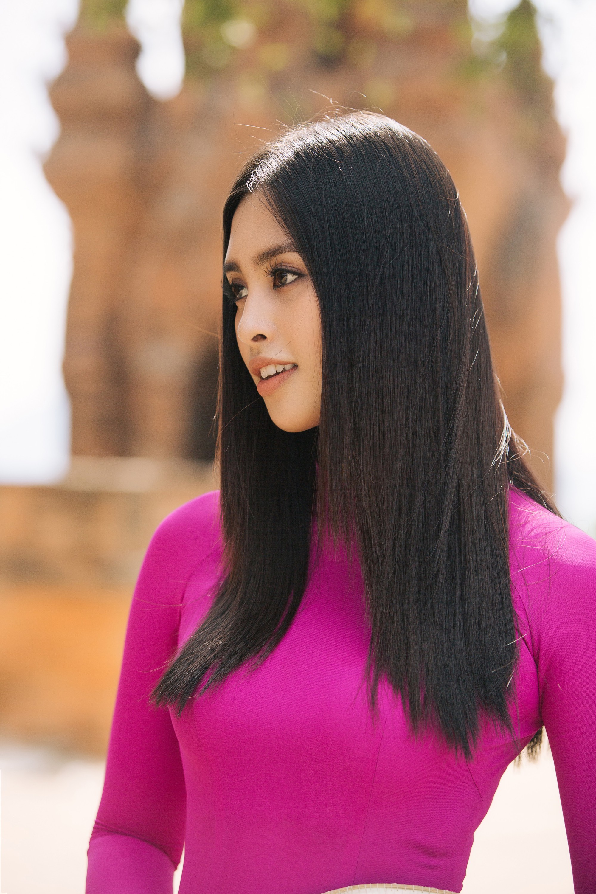 Top 3 Hoa hậu Việt Nam 2018 khám phá nắng gió Ninh Thuận - Ảnh 3. Top 3 Hoa hậu Việt Nam 2018 khám phá nắng gió Ninh Thuận - Ảnh 3.