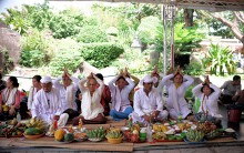Hơn 100.000 người tham dự lễ hội Tháp Bà Ponagar