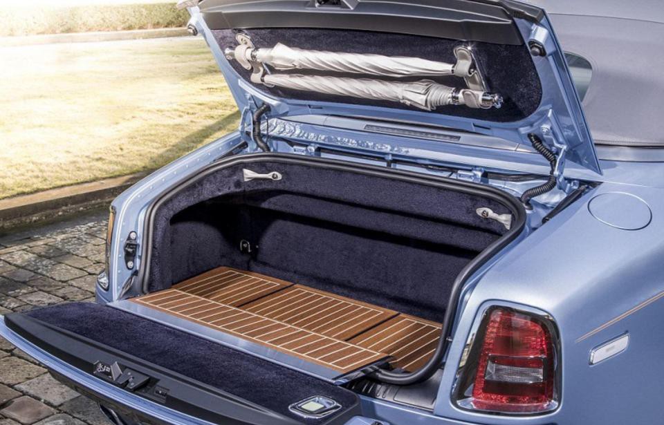 Những chiếc xe Rolls-Royce dành riêng cho giới siêu giàu - Ảnh 6. Những chiếc xe Rolls-Royce dành riêng cho giới siêu giàu - Ảnh 6.