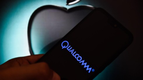 Apple đã trả 6 tỉ đôla cho Qualcomm để nhận chip 5G? - Ảnh 1.