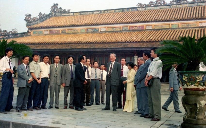 Hình ảnh về hoạt động đối nội của nguyên Chủ tịch nước Lê Đức Anh - Ảnh 19. Hình ảnh về hoạt động đối nội của nguyên Chủ tịch nước Lê Đức Anh - Ảnh 19.