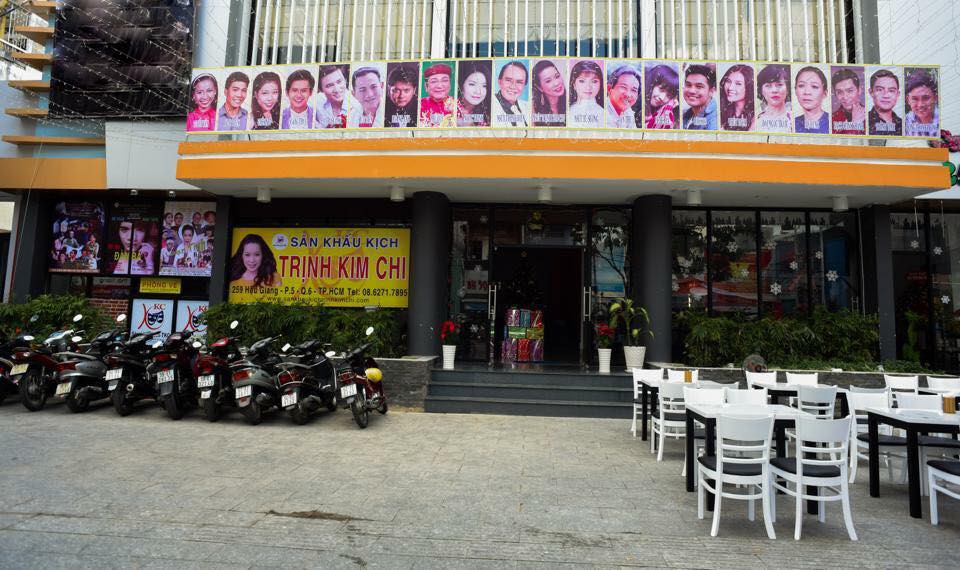 NSƯT Trịnh Kim Chi từng bị chửi khùng vì mở sân khấu kịch lỗ vốn và sự thật phía sau - Ảnh 4. NSƯT Trịnh Kim Chi từng bị chửi khùng vì mở sân khấu kịch lỗ vốn và sự thật phía sau - Ảnh 4.