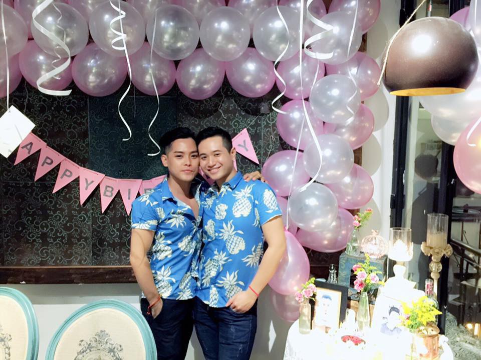 Chuyện tình cặp đồng tính điển trai: Cứ ngỡ làm bạn mà không ngờ yêu nhau từ lúc nào không hay - Ảnh 3.