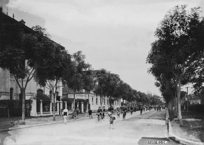 Ảnh độc trường Trung học nổi tiếng nhất Đông Dương ở Hà Nội - Ảnh 6. Ảnh độc trường Trung học nổi tiếng nhất Đông Dương ở Hà Nội - Ảnh 6.
