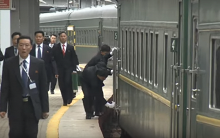Dàn vệ sỹ của ông Kim Jong-un tái xuất, gây ấn tượng mạnh ở Nga