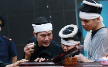 Người thân, đồng nghiệp nghẹn ngào tiễn đưa nữ công nhân bị 'xe điên' tông tử vong trên đường Láng
