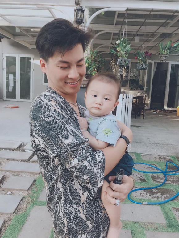 Lâm Khánh Chi: Tôi sẽ kể con trai nghe mẹ là người chuyển giới khi trưởng thành - Ảnh 6. Lâm Khánh Chi: Tôi sẽ kể con trai nghe mẹ là người chuyển giới khi trưởng thành - Ảnh 6.