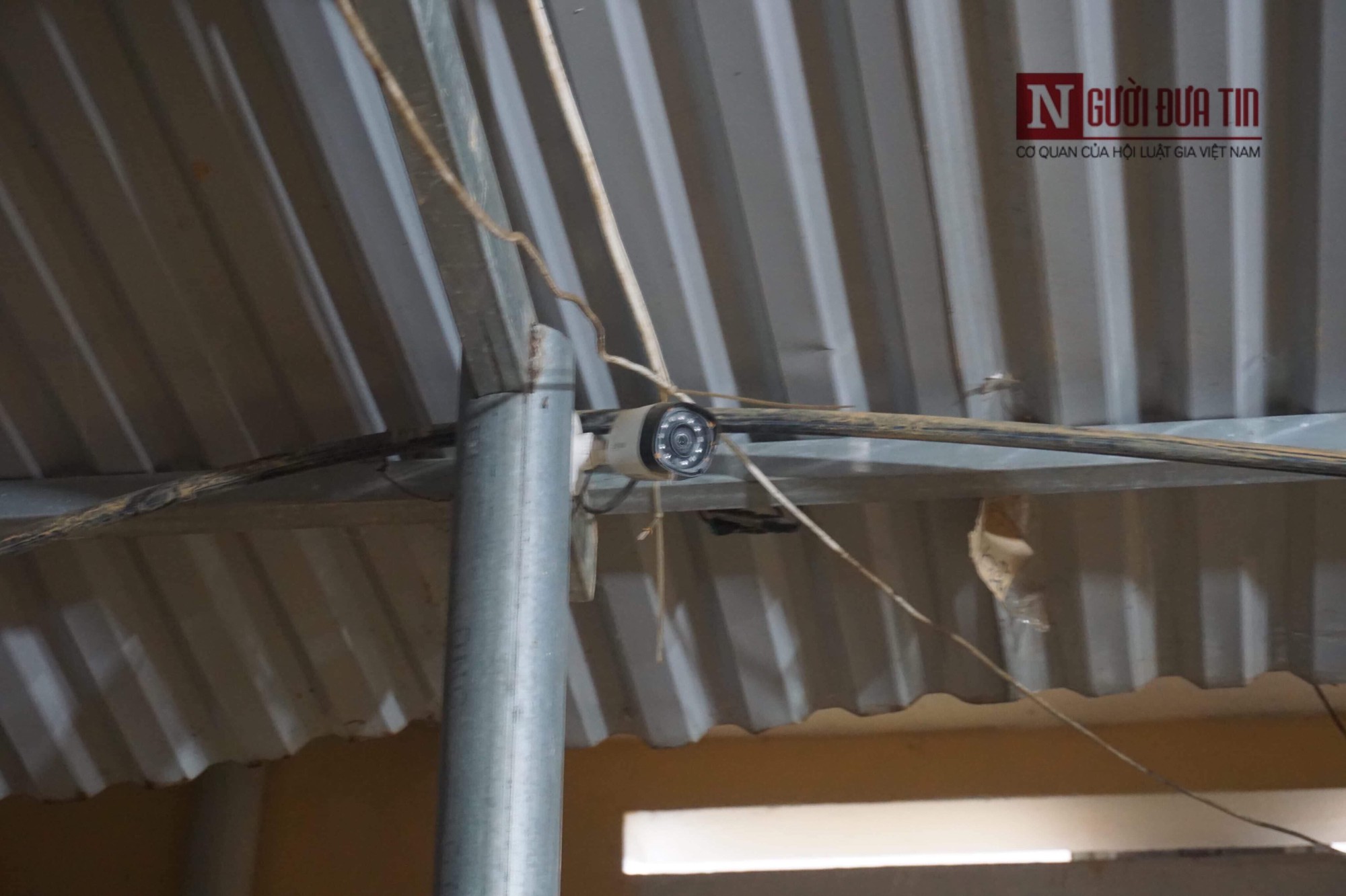 Vụ giáo viên bị tố khiến nữ sinh 13 tuổi mang bầu ở Lào Cai: Tiết lộ bất ngờ của cô Hiệu phó và người nhà nữ sinh - Ảnh 1. Vụ giáo viên bị tố khiến nữ sinh 13 tuổi mang bầu ở Lào Cai: Tiết lộ bất ngờ của cô Hiệu phó và người nhà nữ sinh - Ảnh 1.