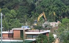 Một loạt công trình vi phạm đất rừng ở Sóc Sơn bị tháo dỡ