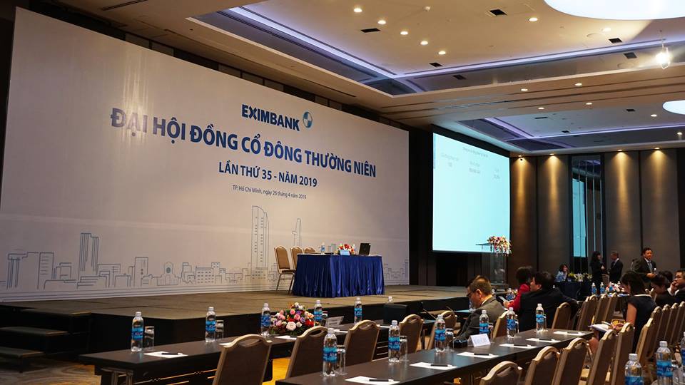 Đại hội đồng cổ đông Eximbank năm 2019: Liên tục dời thời gian chờ, cổ đông vẫn không đến dự - Ảnh 5.